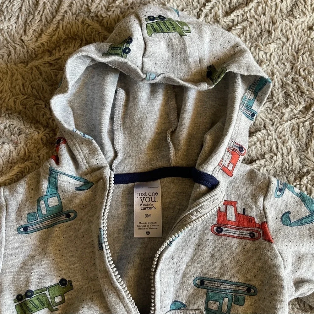 4 for 16$ Carter's Gray and Red Hoodie Sweatshirt with Construction Truck Design